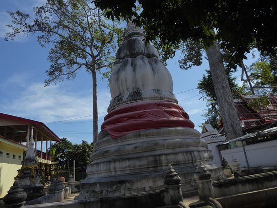 Wat Sao Thong Thong